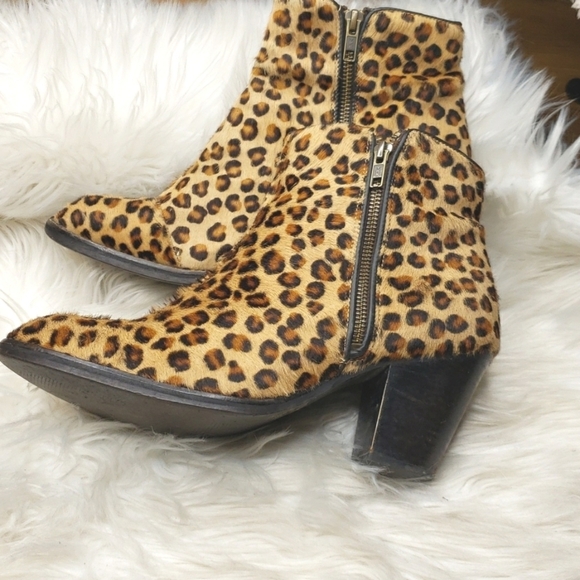 Leopard Printed Calf Hair Booties 41 - Picture 4 of 8
